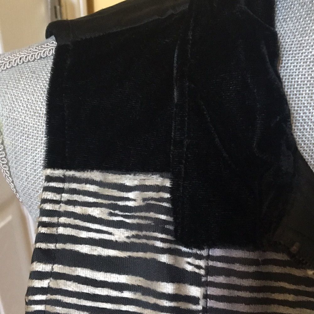 Halsey Collection Vest - Picture 3 of 6